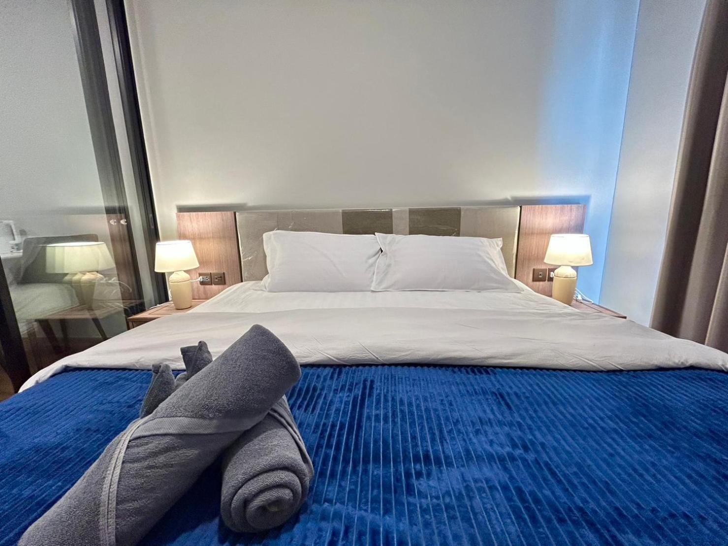 Luxury Condo Astra Sky River Condo Csiangmaj Kültér fotó