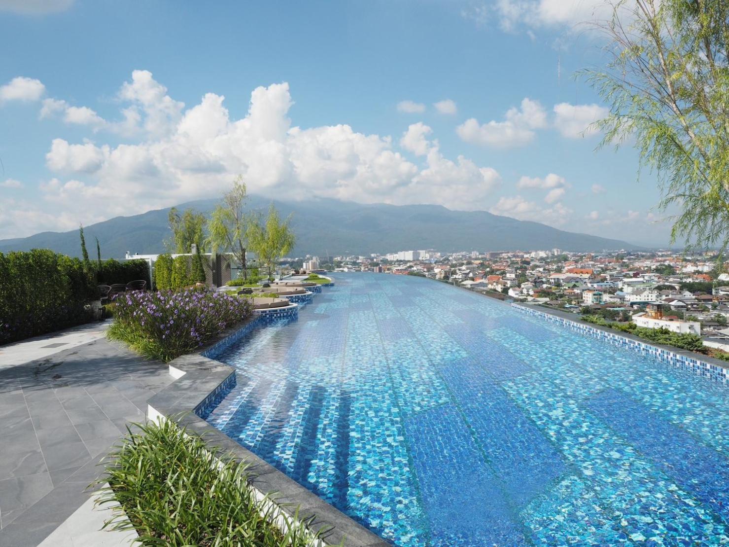 Luxury Condo Astra Sky River Condo Csiangmaj Kültér fotó