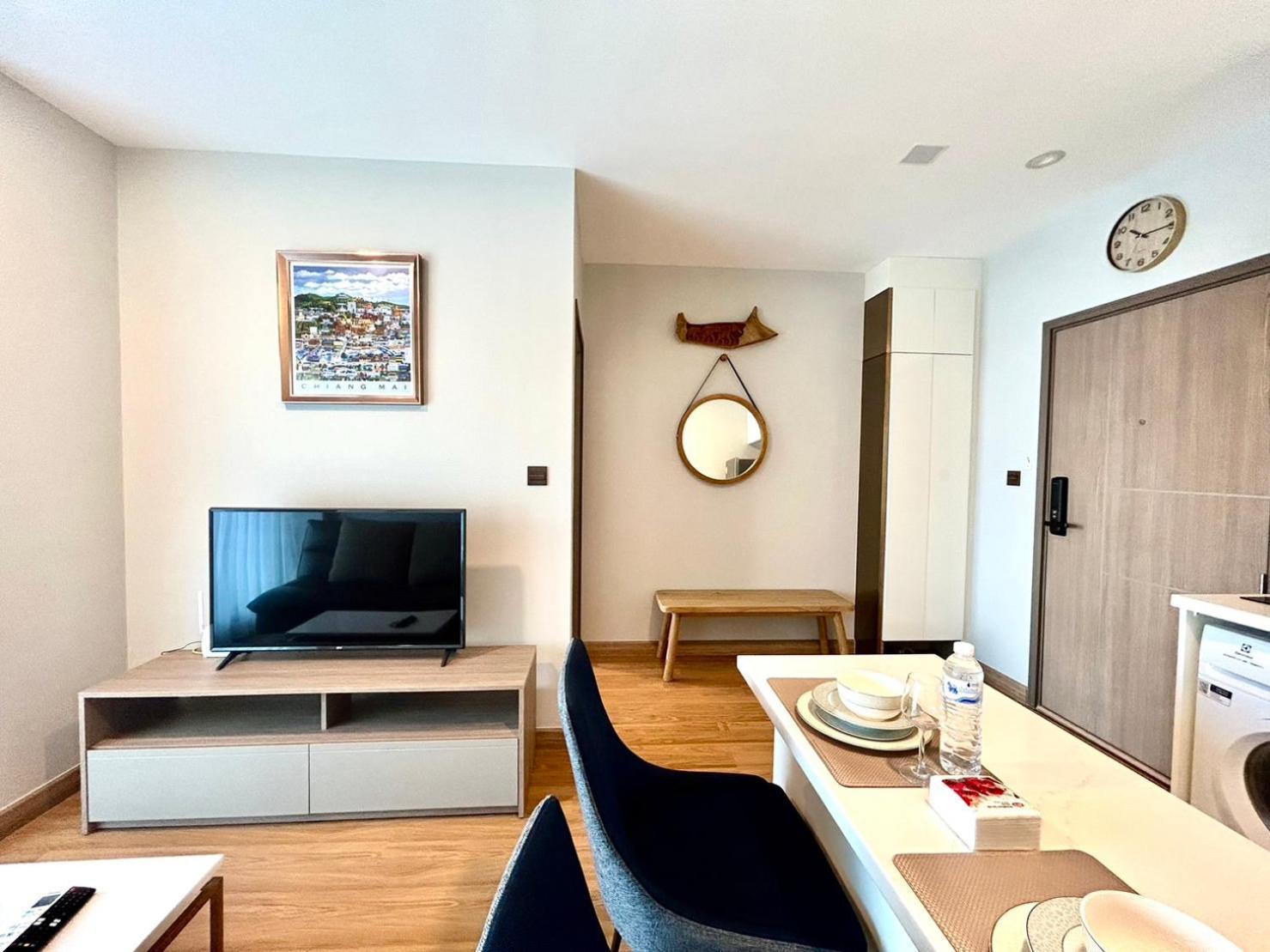 Luxury Condo Astra Sky River Condo Csiangmaj Kültér fotó