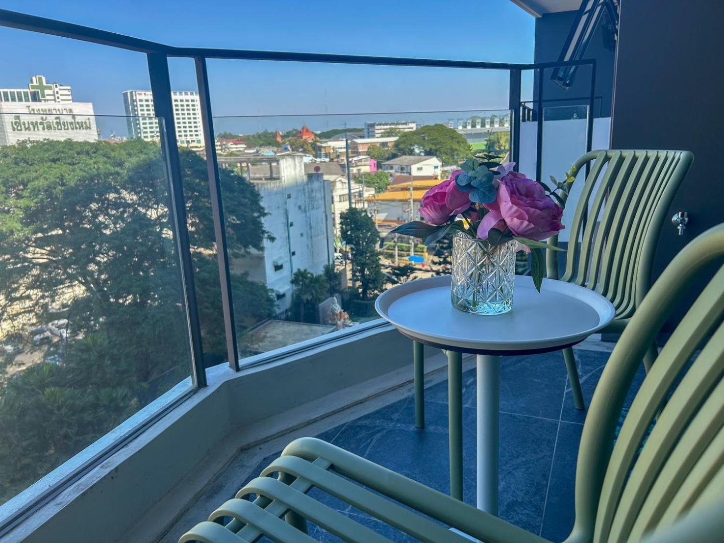 Luxury Condo Astra Sky River Condo Csiangmaj Kültér fotó